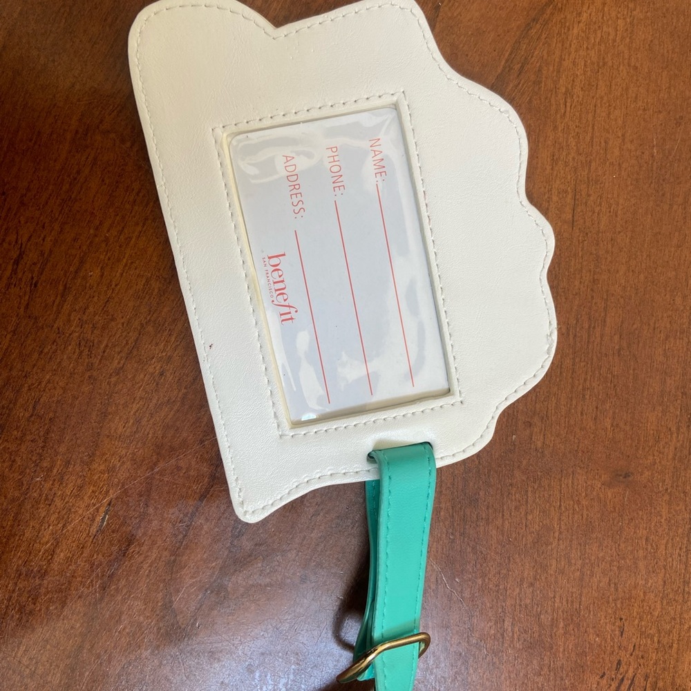 Suitcase tag - Picture 3 of 5
